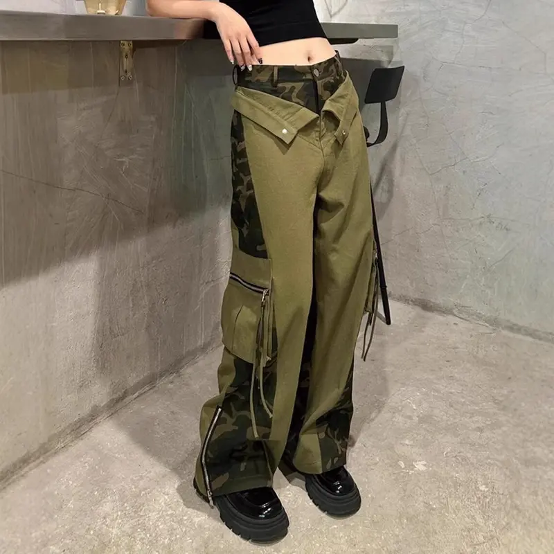 Jean Taille Haute Rétro Style Workwear – Imprimé Léopard & Coutures Bicolores