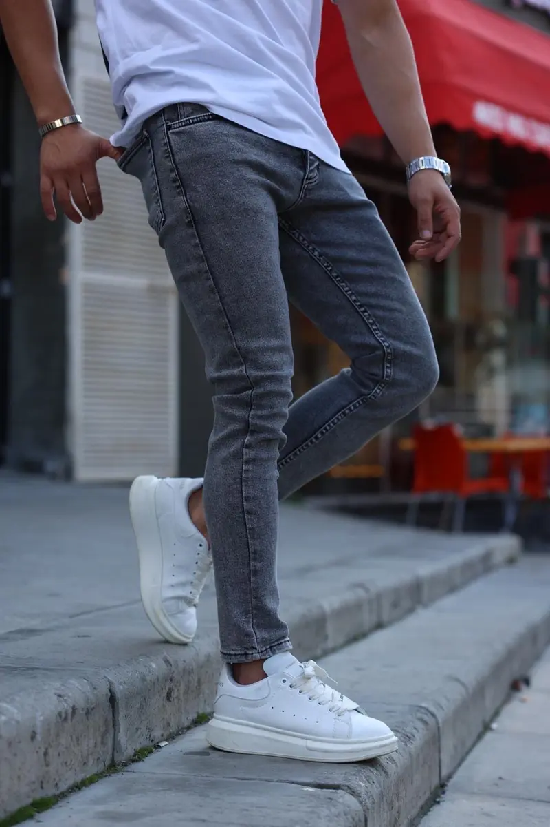 JEANS GRIS