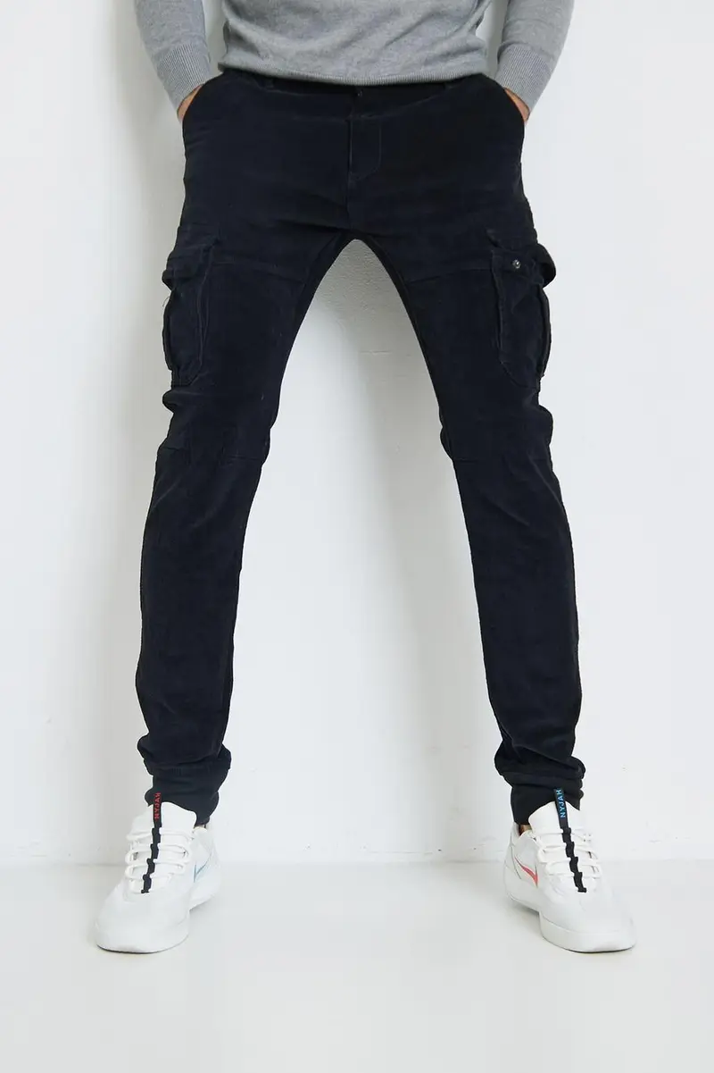 Jogger pant cargo homme noir en velour