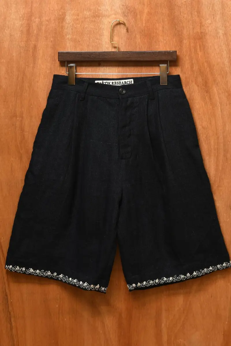 Kartik research Pleated Shorts 81