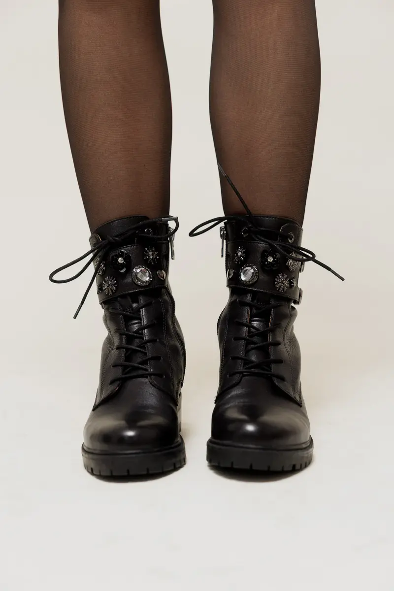 KAY - Bottines à Lacets en Cuir Noir