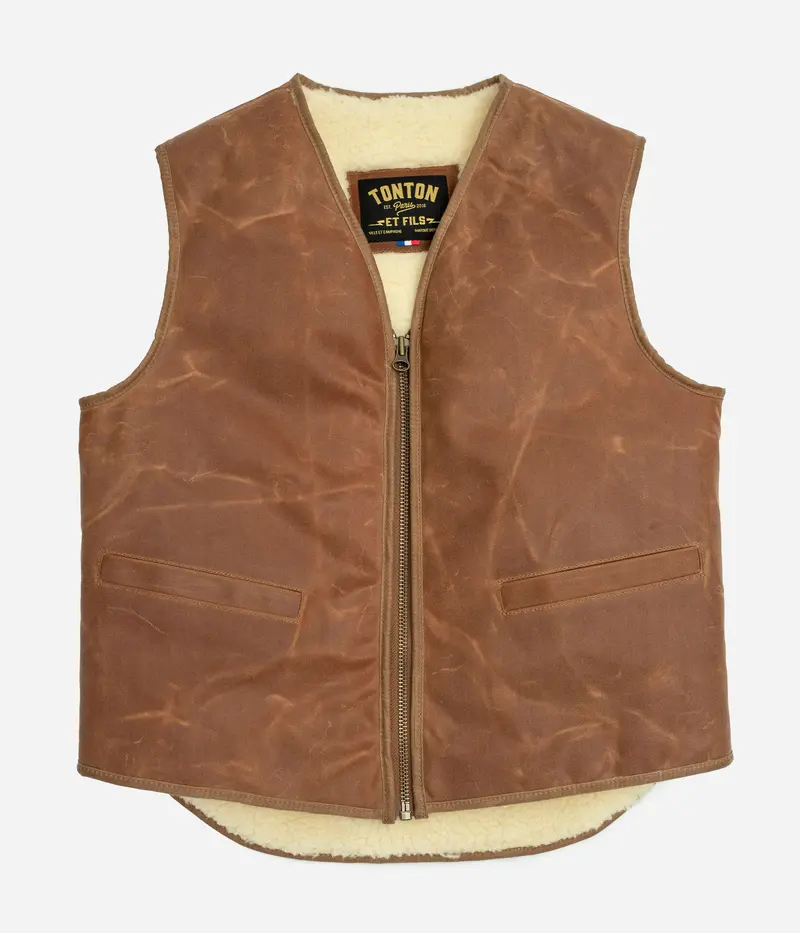 Le gilet «Léon» waxé camel