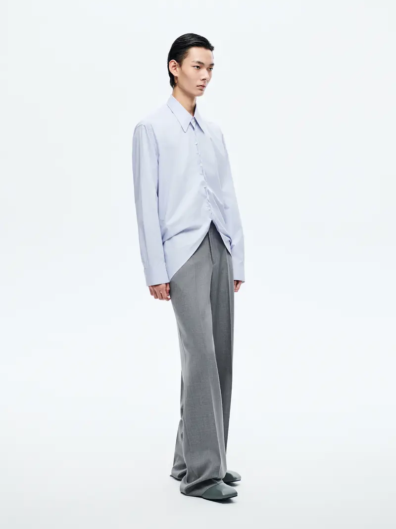 LIGHT BLUE ASYMMETRIC BUTTON SHIRT