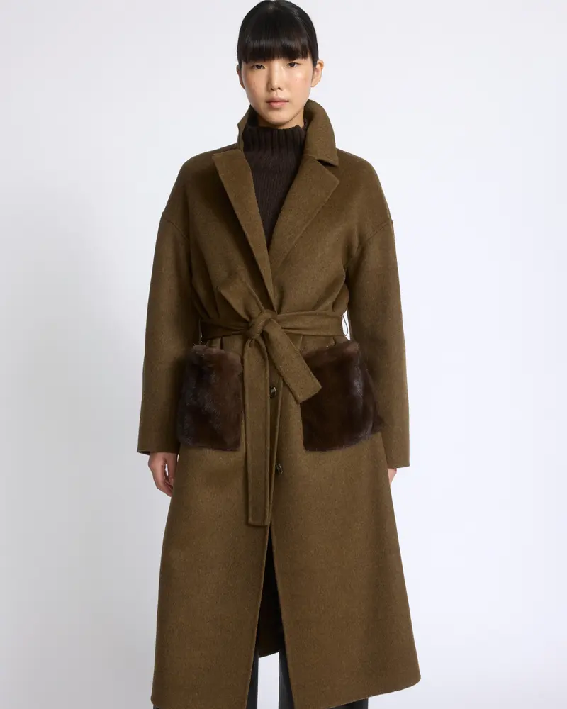 Long double-sided wool and cashmere coat with mink fur pockets