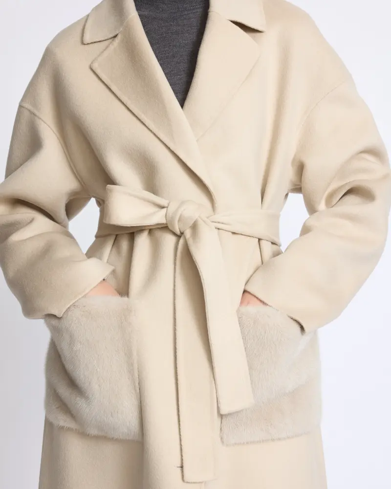 Long double-sided wool and cashmere coat with mink fur pockets