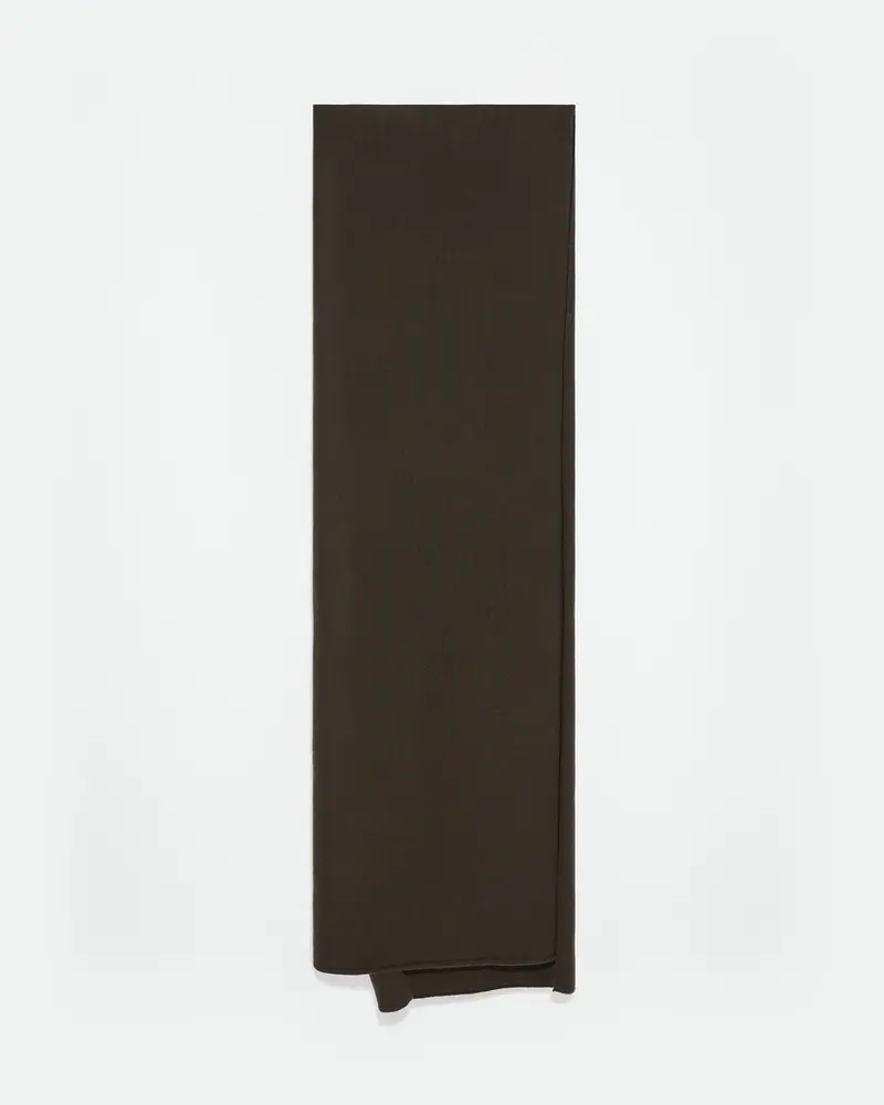 Long scarf in cashmere wool knit