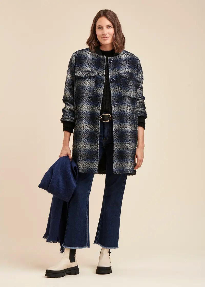 Manteau à carreaux