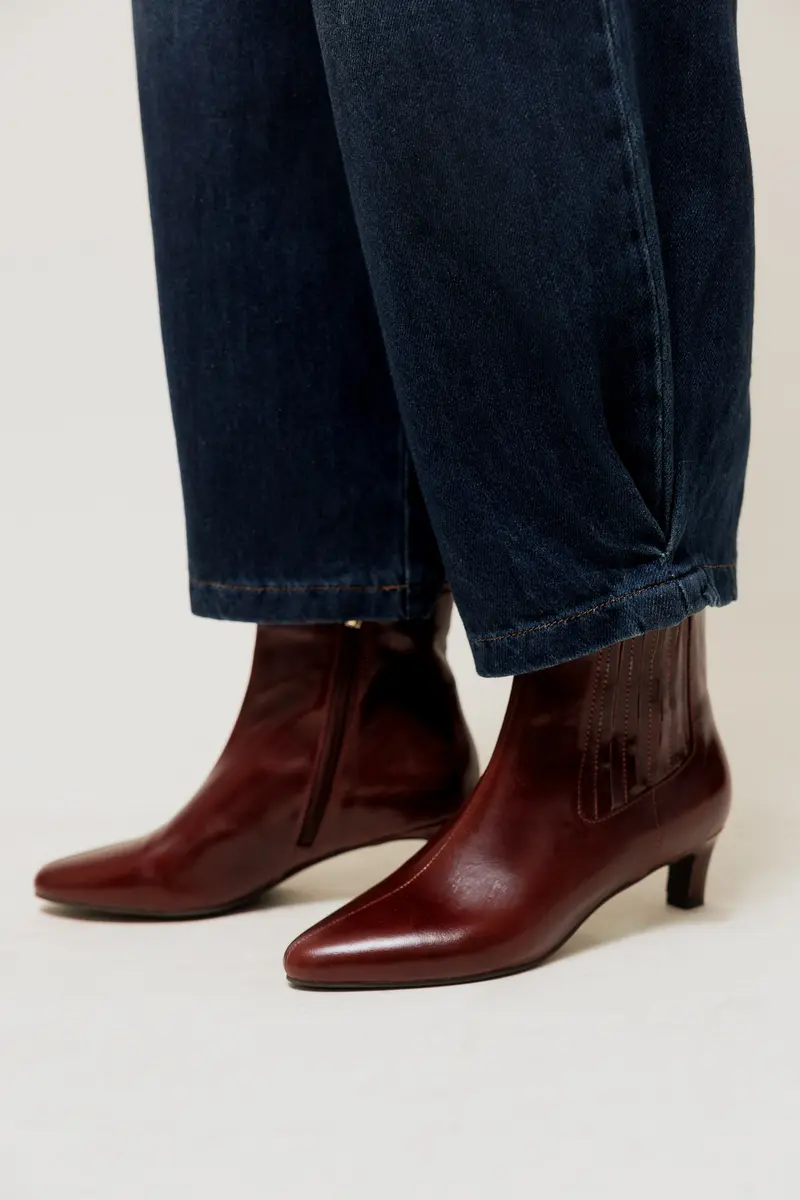 MAY - Bottines Pointues à Petit Talon en Cuir Marron