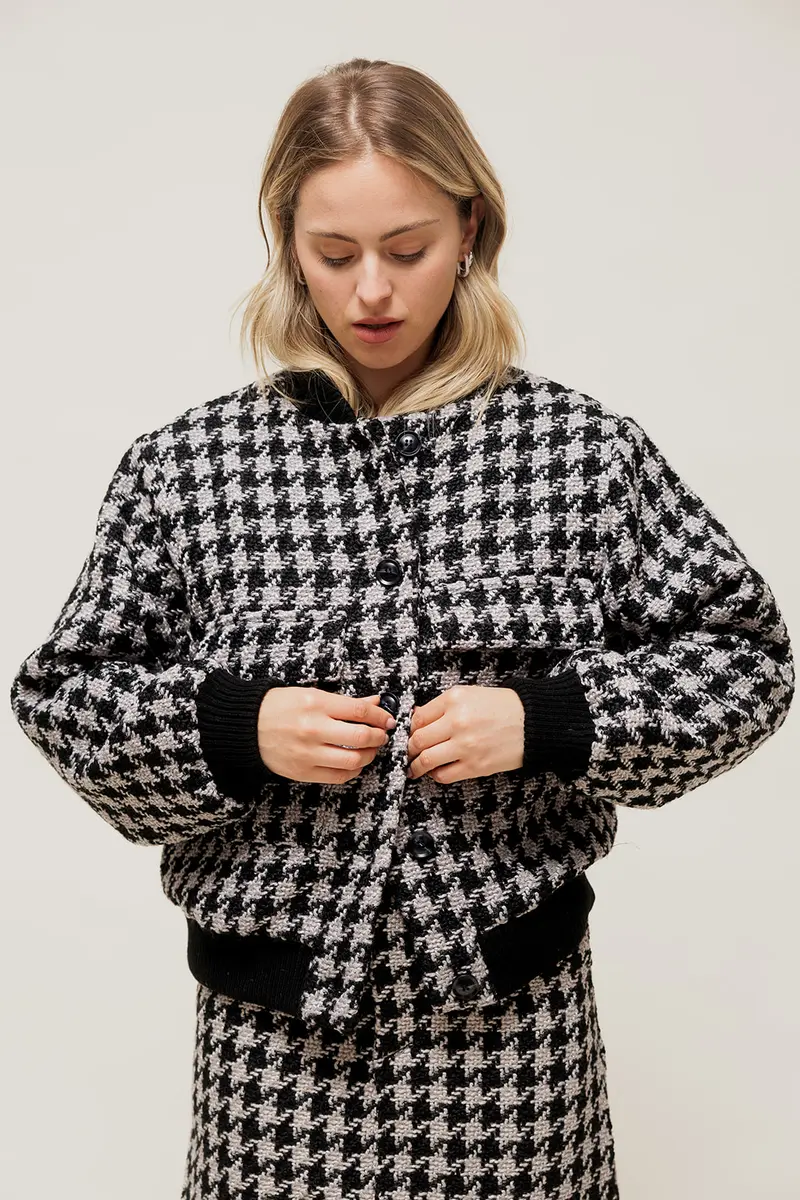 MELORYA - Manteau Court Forme Bomber en Tweed Pied-de-Poule