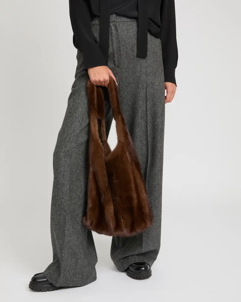Mink fur bag with lamnskin details