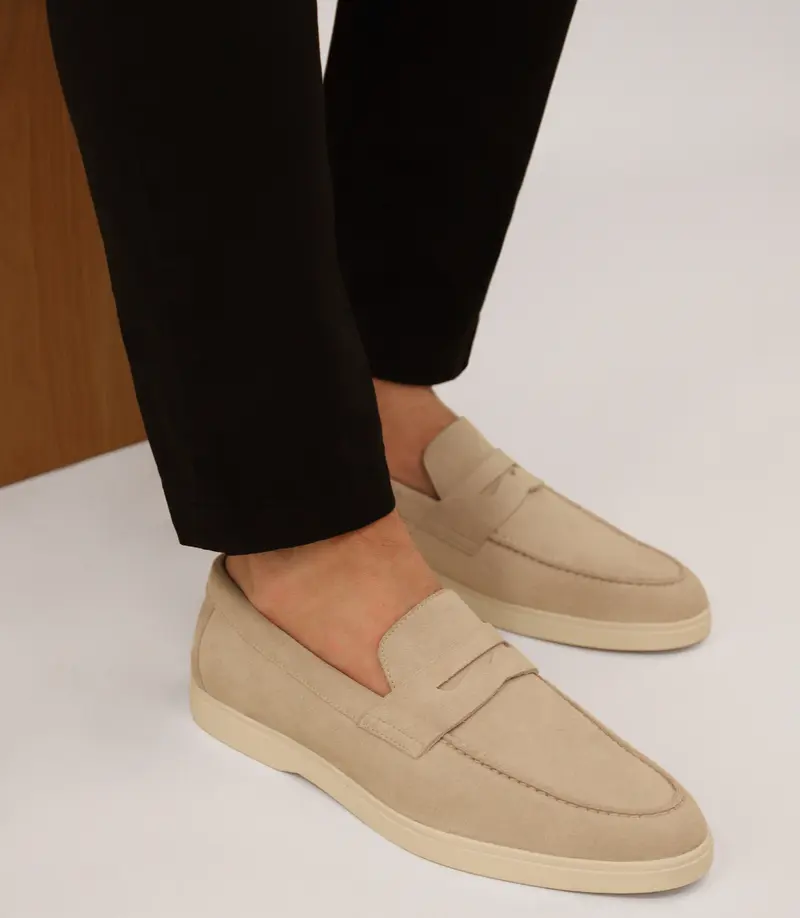 Mocassin en daim ecru