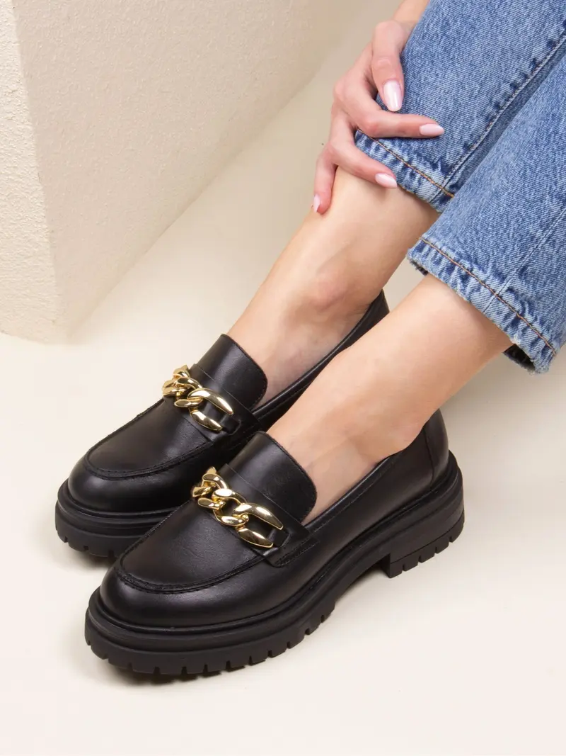 Mocassins crampons cuir noir