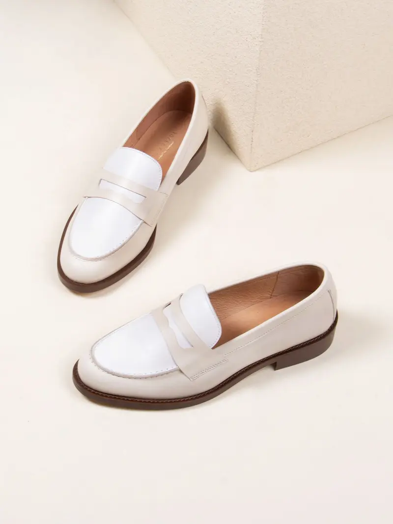 Mocassins cuir beige blanc