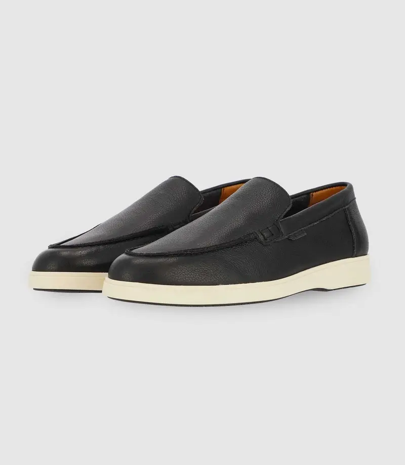 Mocassins en cuir noir