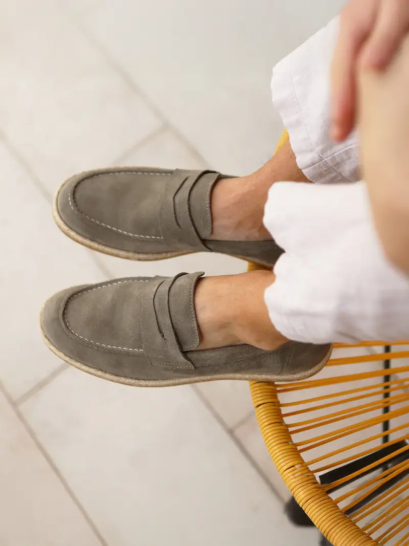 Mocassins espadrilles cuir daim gris