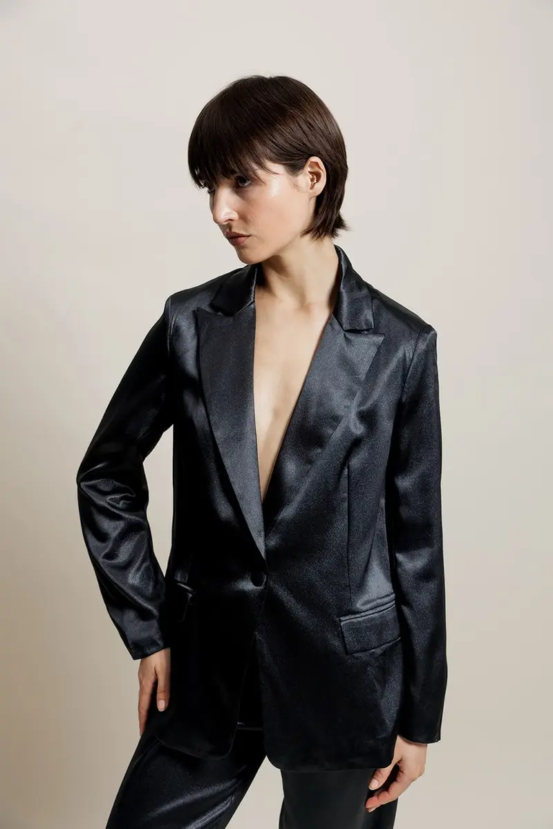 ORISIA - Blazer satiné noir avec doublure