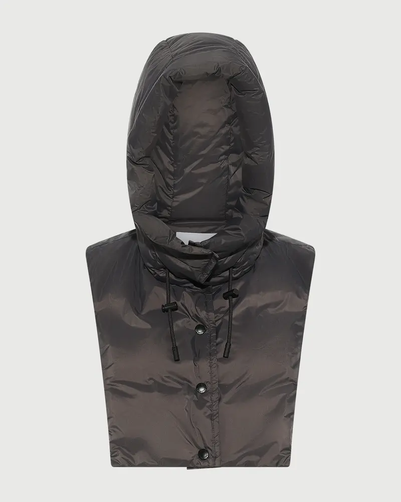 Padded hood bib in water-repellent technical fabric
