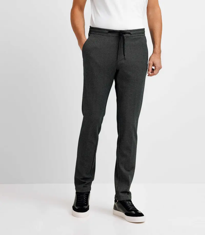 Pantalon chino coupe slim noir