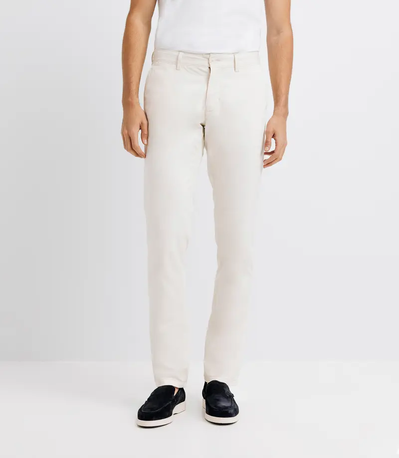 Pantalon chino satin écru