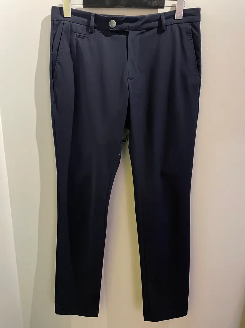 Pantalon en polyamide léger fluide