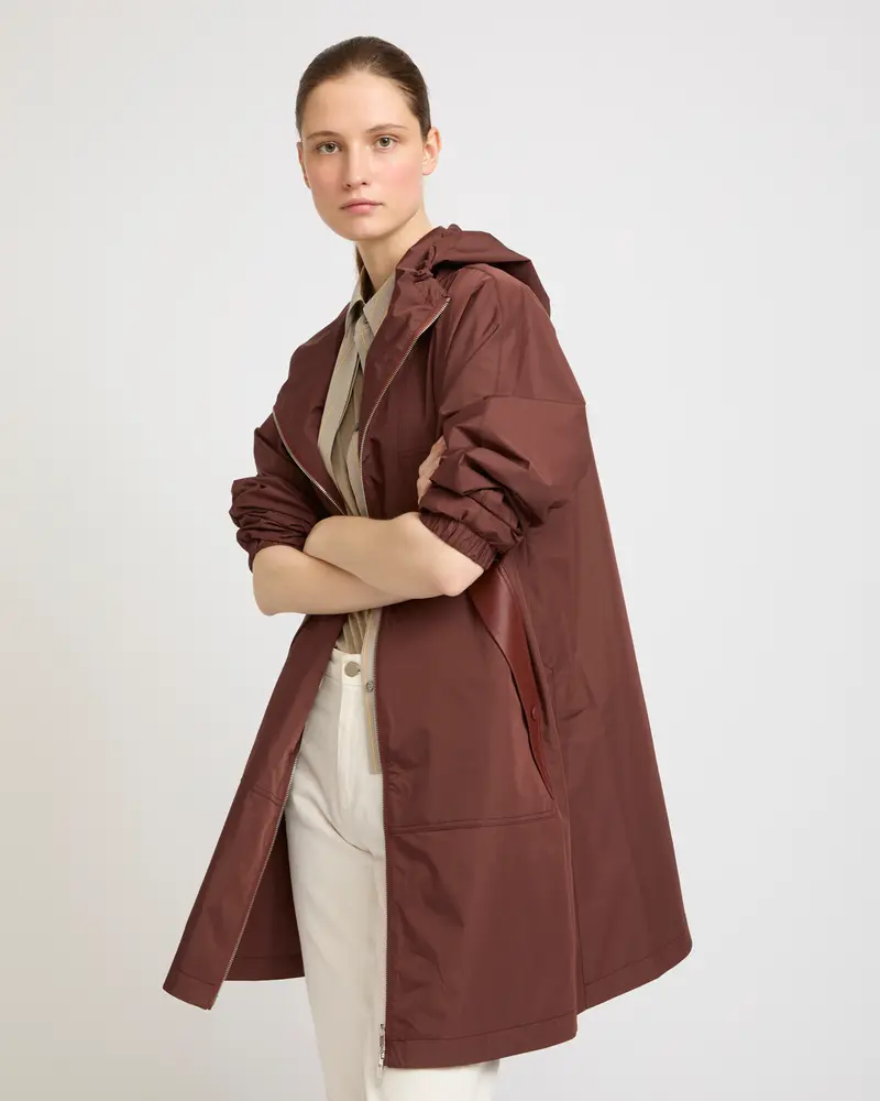 Parka à capuche en tissu technique imperméable