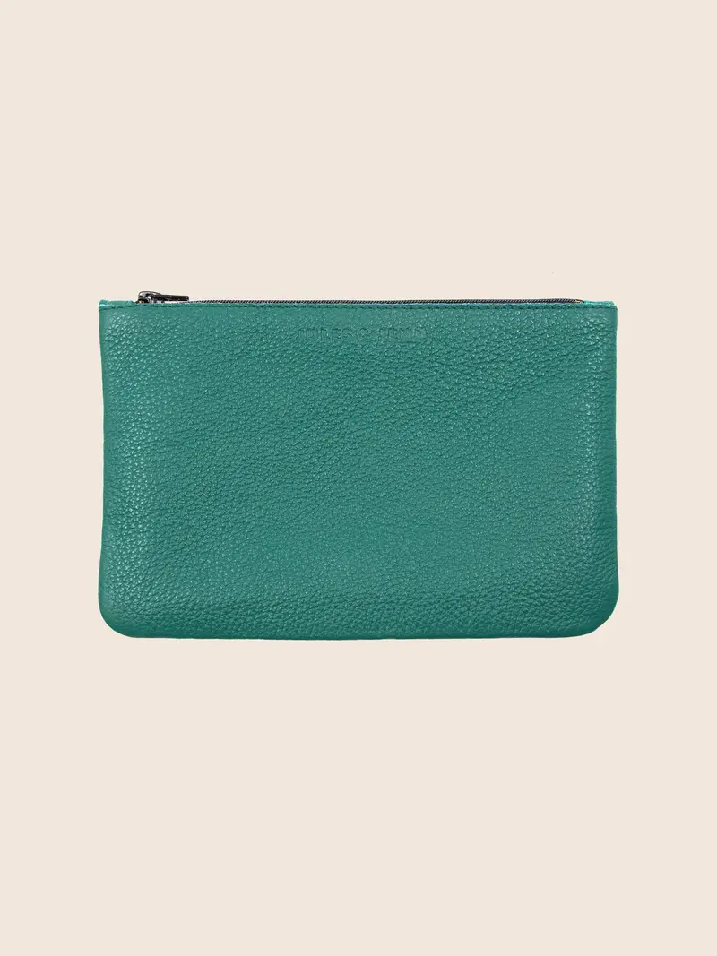 Pochette cuir upcyclé grainé vert
