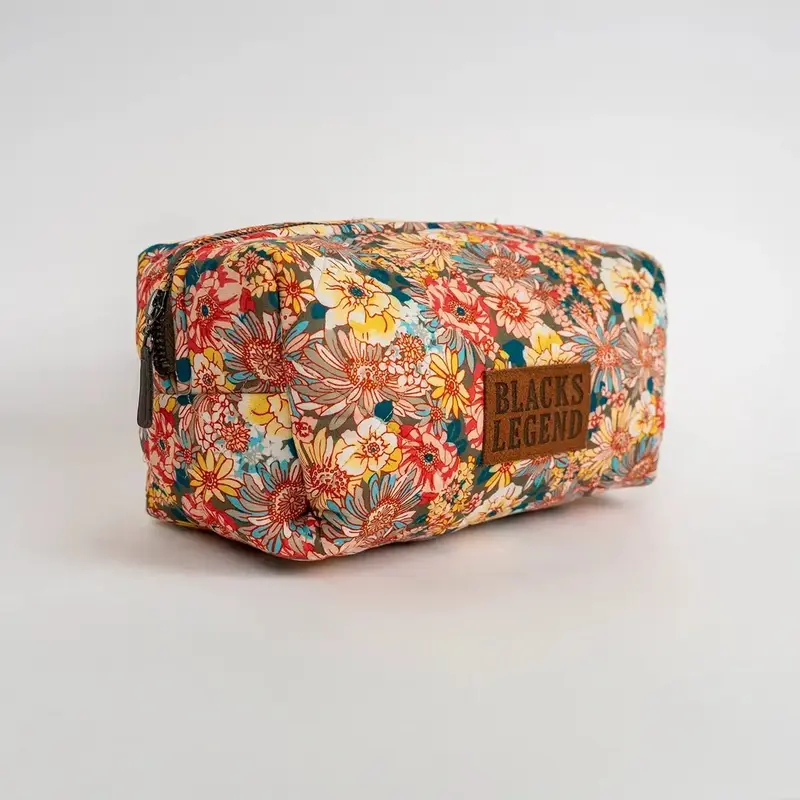 Pochette multi-usage molletonnée fleurie