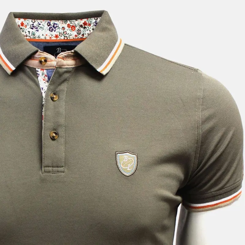 Polo vert écume col contrasté