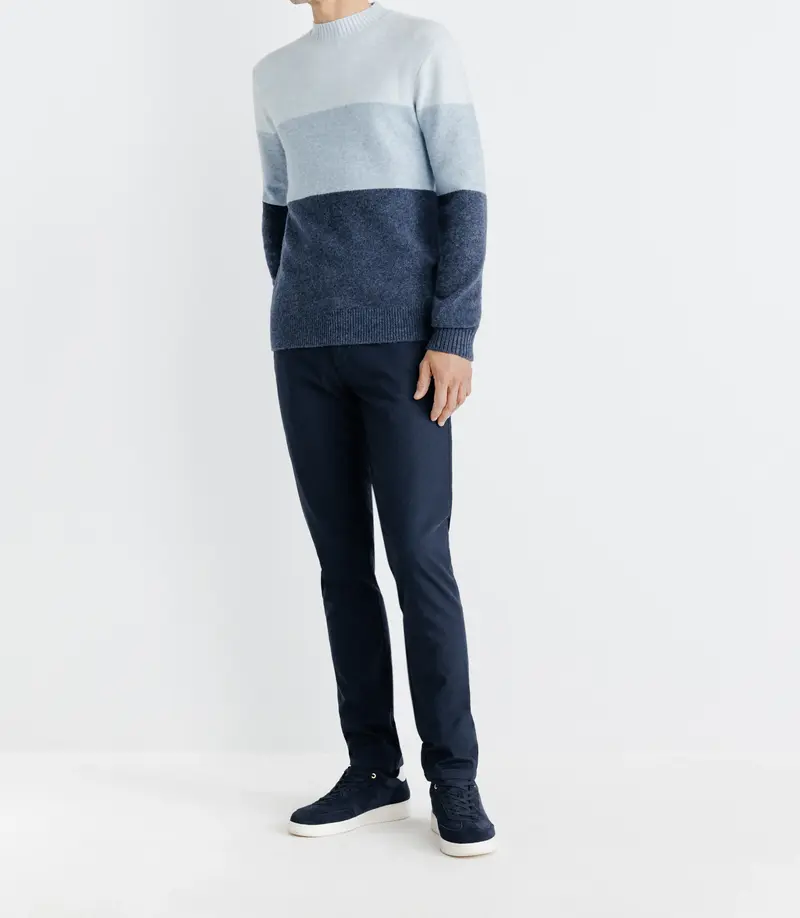Pull col rond rayé bleu