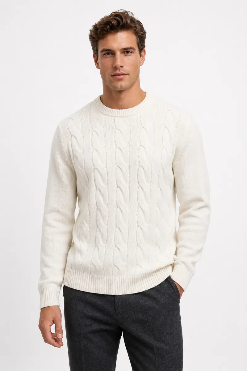 Pull homme blanc torsadé à col rond