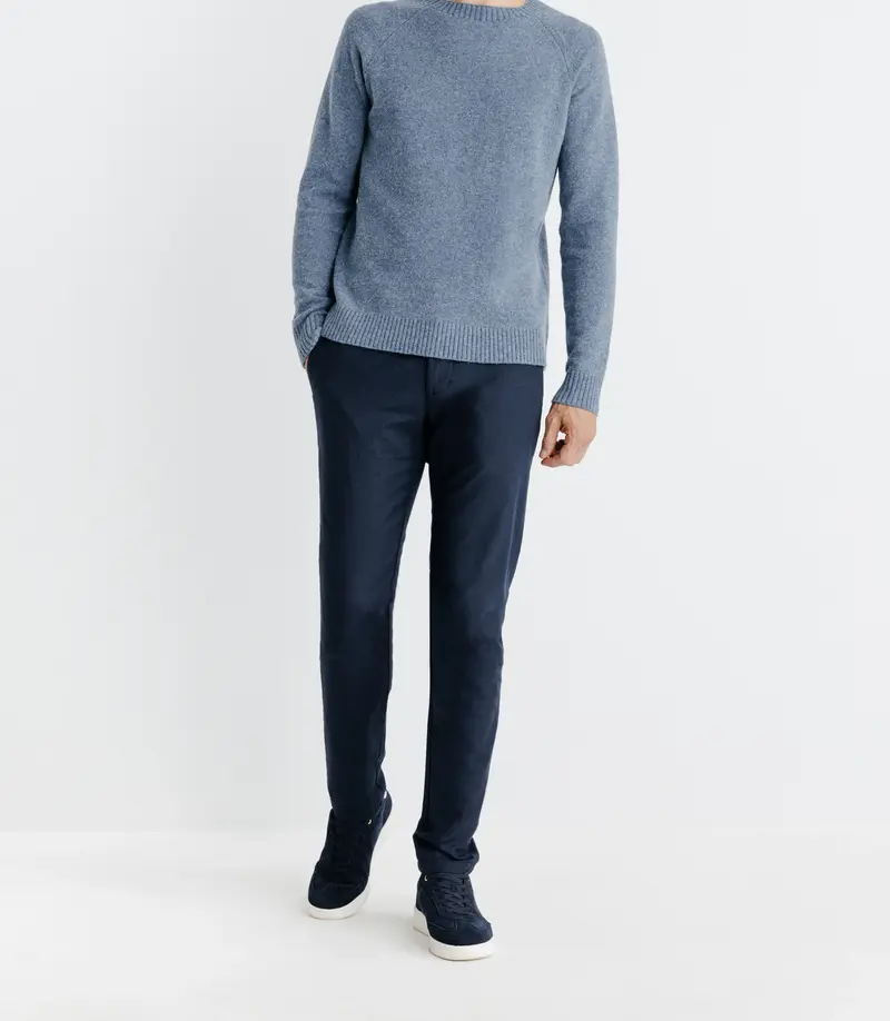 Pull lambswool col rond bleu indigo