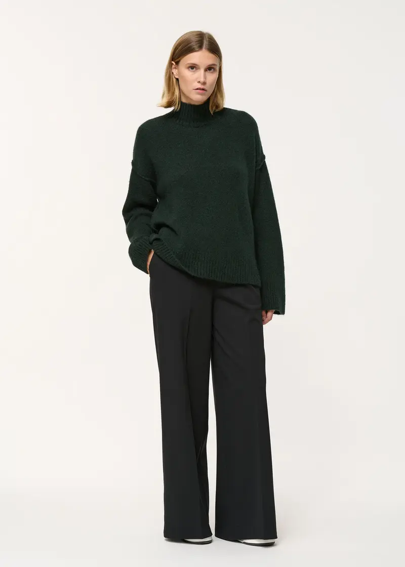Pull vert foncé oversize col montant en laine et mohair