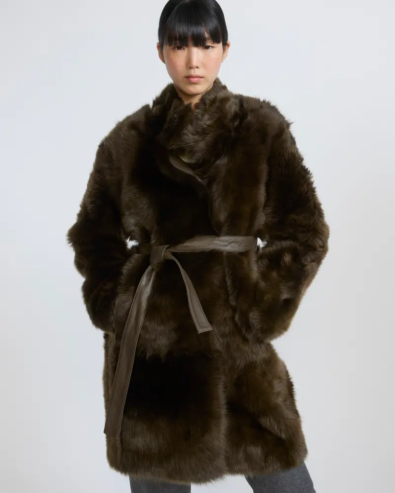 Reversible belted coat in Toscana lambskin