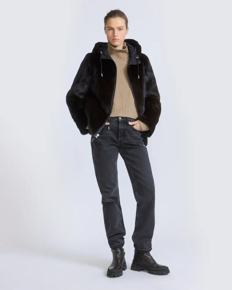 Reversible water-repellent technical fabric hooded jacket with mink fur