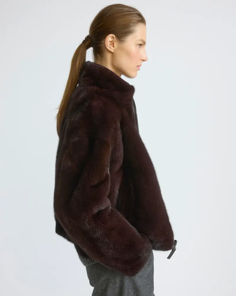 Reversible water-repellent technical fabric jacket with mink fur