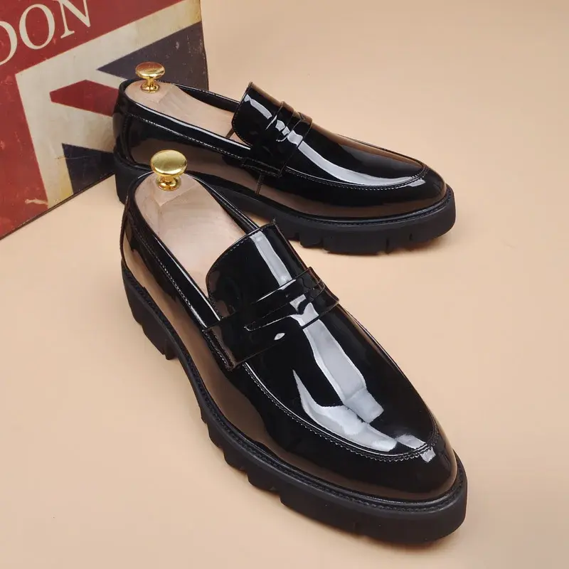 Robe de soirée de mariage pour hommes, chaussures en cuir verni, chaussures paresseuses à enfiler, mocassins à plateforme tendance noirs, baskets pour hommes zapatos