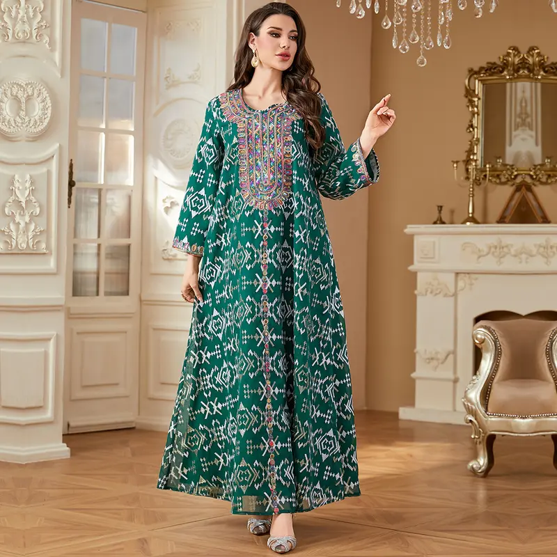 Robe longue brodée femme à manches longues et coupe ample