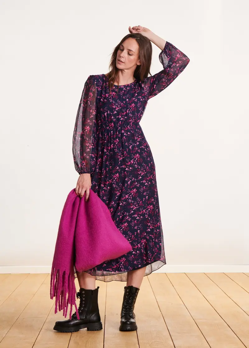 Robe mi-longue en voile imprimé à fleurs bleu et violet