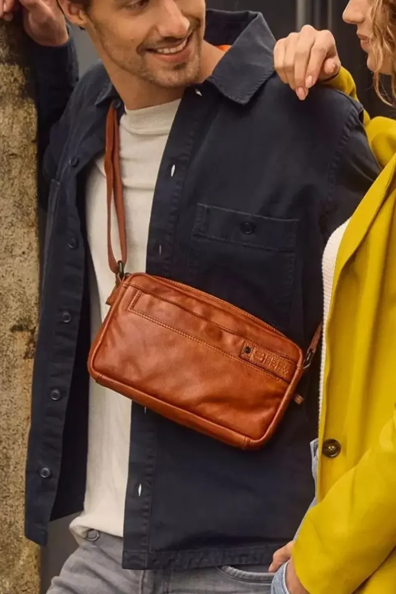 Sac bandoulière en cuir modèle Hubbert - Spikes & Sparrow