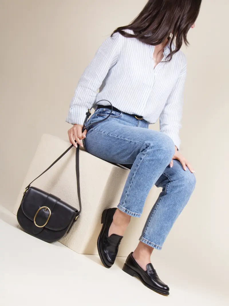 Sac boucle cuir noir