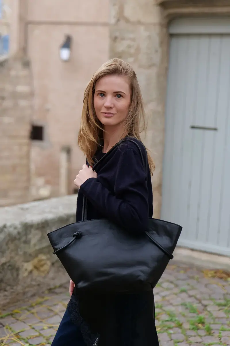 Sac cabas en cuir noir Minot MIN1L – BIBA