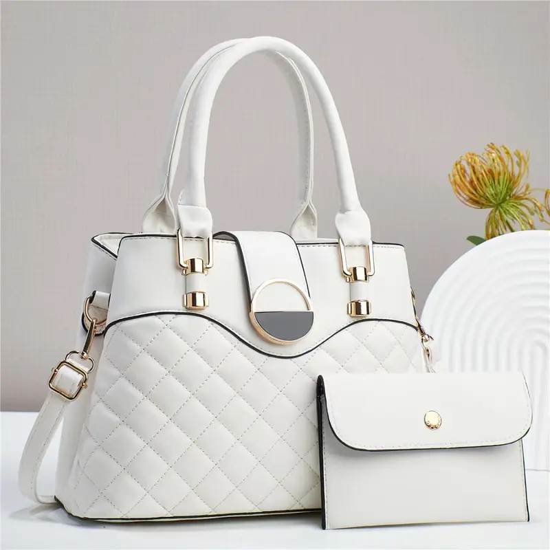 Sac cabas matelassé avec pochette assortie – style minimaliste