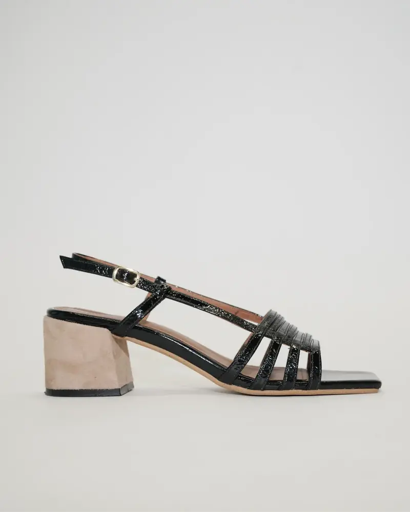 Sandales bicolores - cuir noir et daim camel