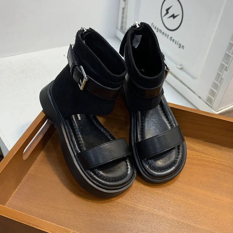 Sandales spartiates montantes fille à boucles et zip arrière