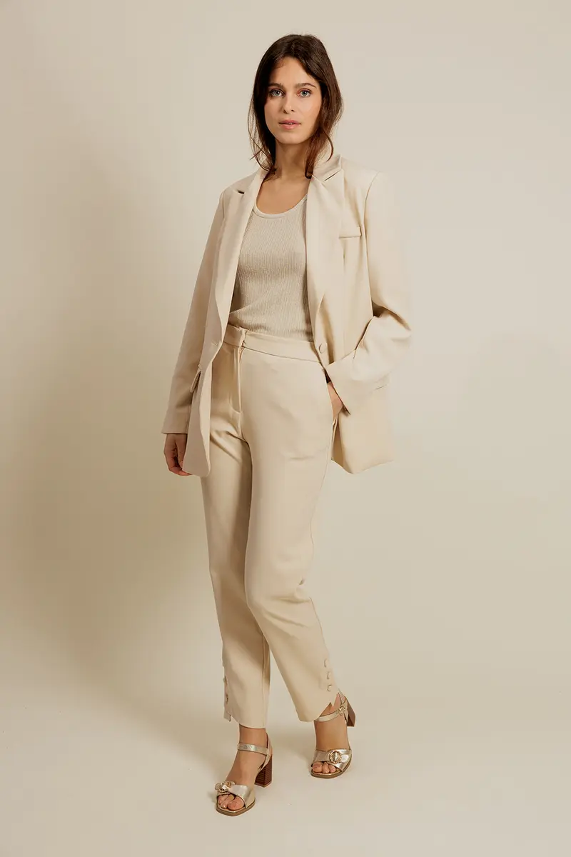 SANDY - Blazer Uni Ivoire avec Fente au Dos