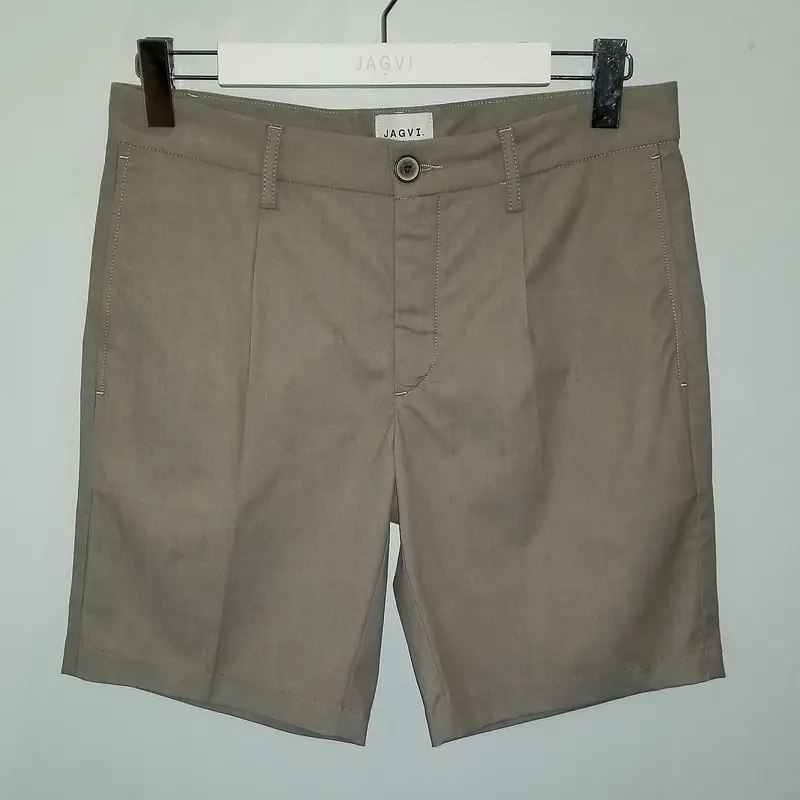 Short beige