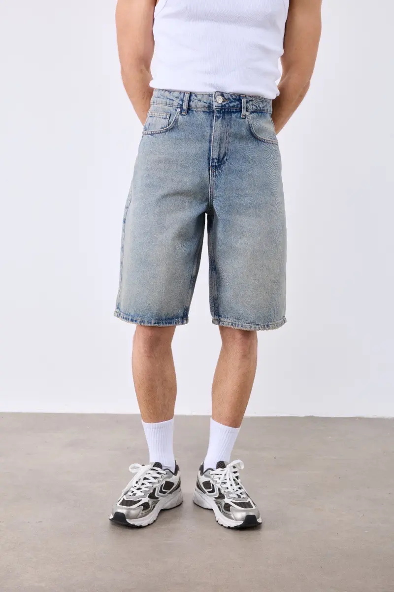 Short en jean bleu