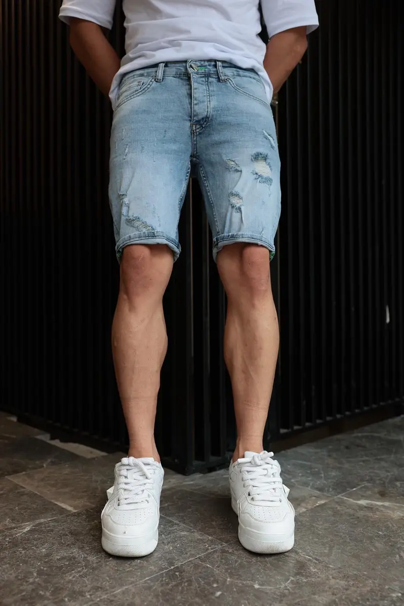 Short en jean déchiré bleu clair pour homme