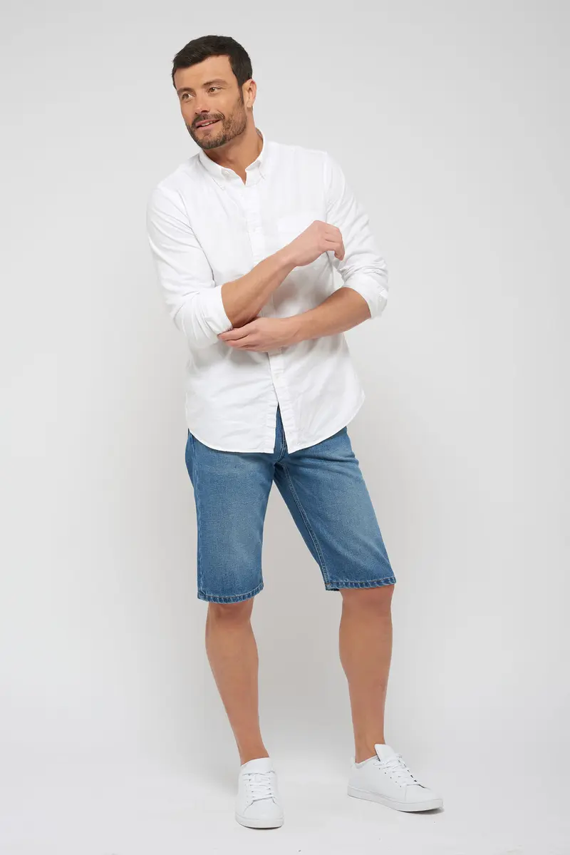 Short jean recyclé - Coupe droite - Ton clair