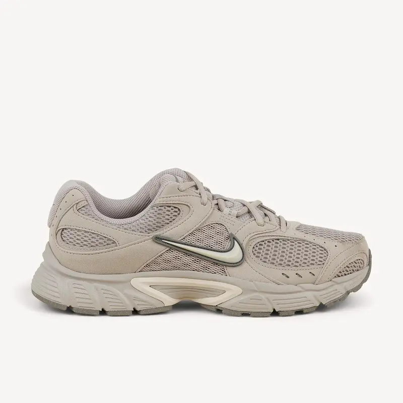Sneakers V5 RNR SUEDE NIKE Homme Gris